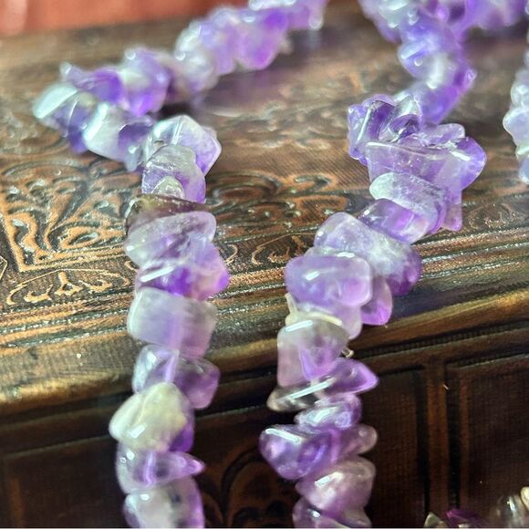 Vintage Purple Amethyst Gemstone Necklace - Picture 6 of 6